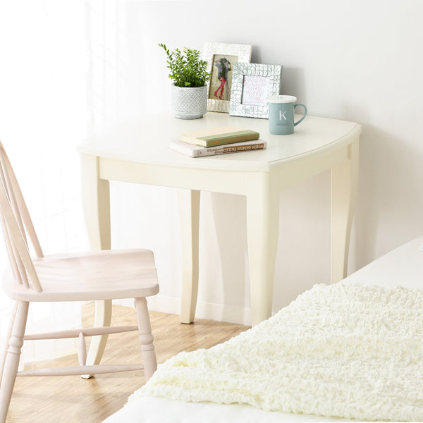 キャーロ ダイニングテーブル ホワイト（W750×H730） | Francfranc