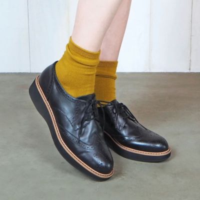 enchanted(エンチャンテッド)の本革ウイングチップレースアップ