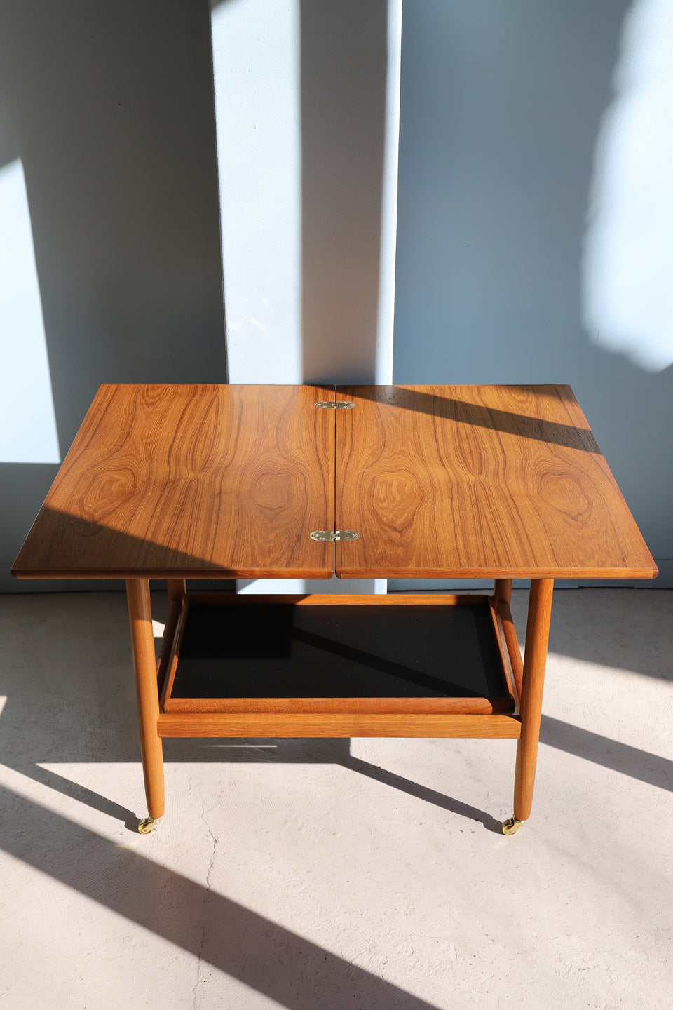 デンマークヴィンテージ グレーテ・ヤルク サービングトロリー