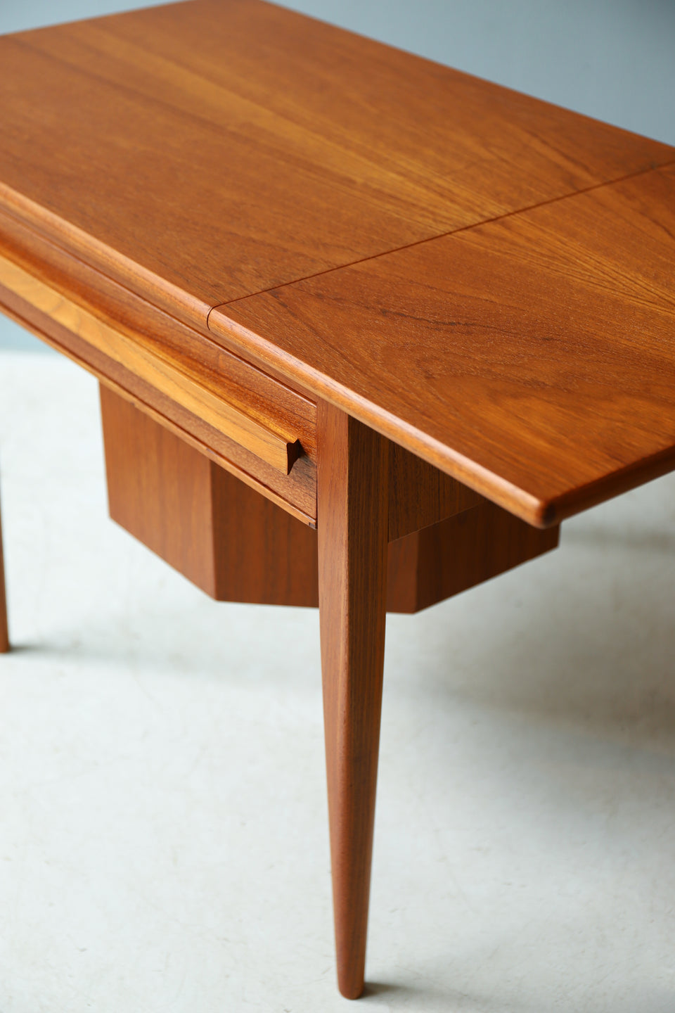 デンマークヴィンテージ ソーイングテーブル ヨハネス・アンダーセン